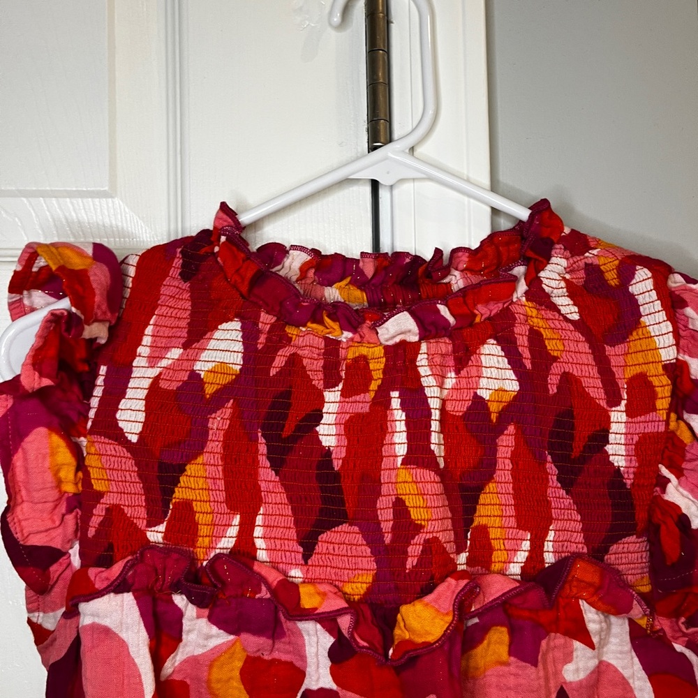 Colorful Abstract Ruffle Top - Picture 2 of 6
